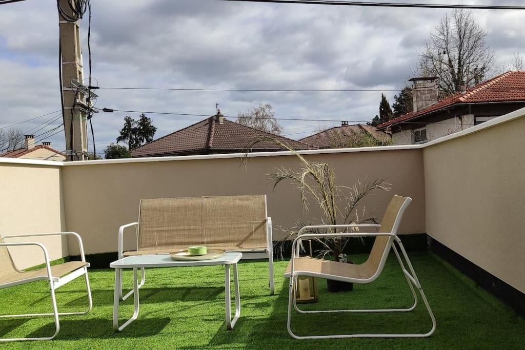 Maison Cosy Terrasse Ensoleille Clermont-Ferrand Exteriér fotografie